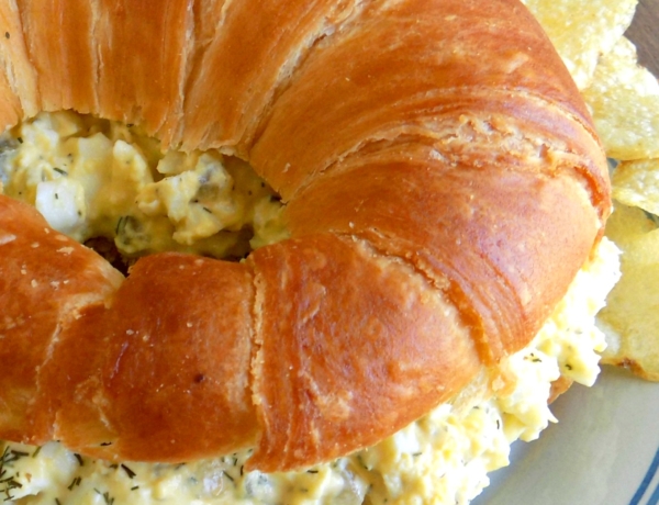 Creamy Egg Salad with Dill and a Hint of Spicy Horseradish