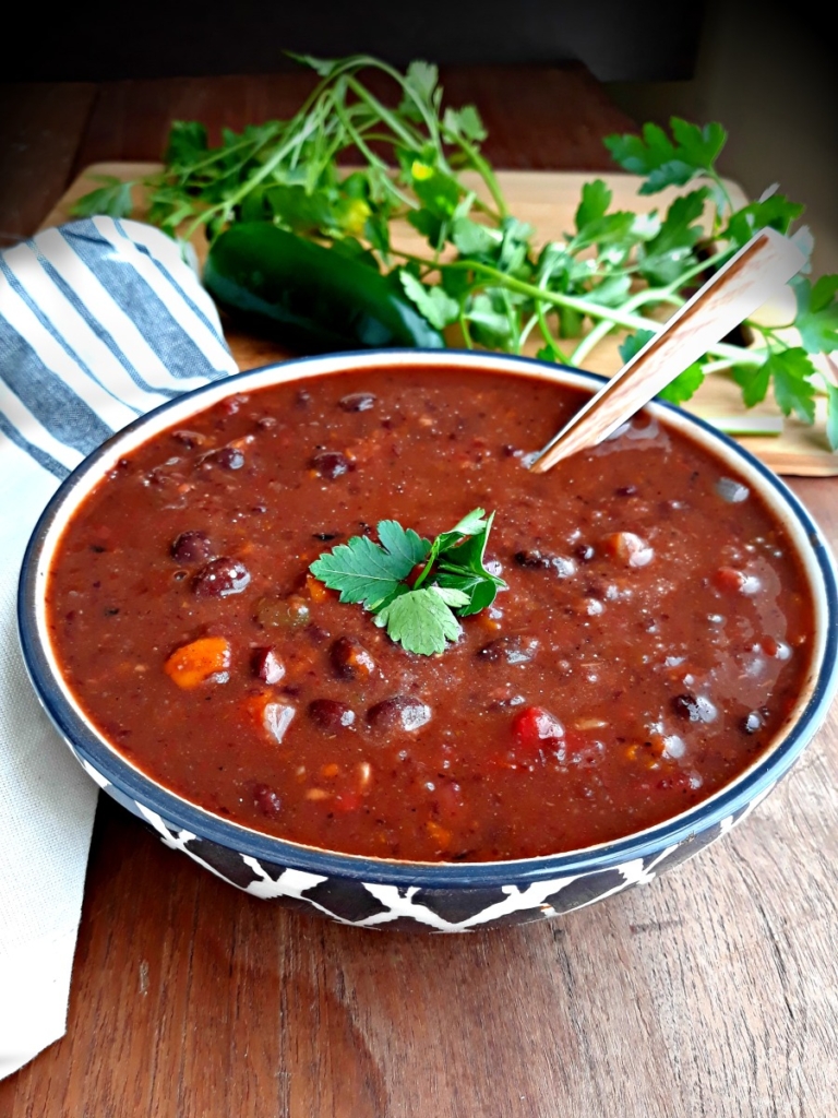 Zesty Black Bean Soup easy healthy vegan