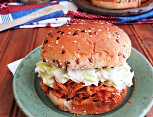 Juicy and Flavorful Pulled BBQ Chicken