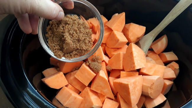 Slow Cooker Maple Brown Sugar Sweet Potatoes