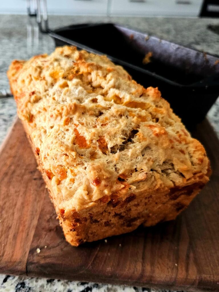 Cheddar Beer Bread with Onion and Rosemary - My Homemade Roots