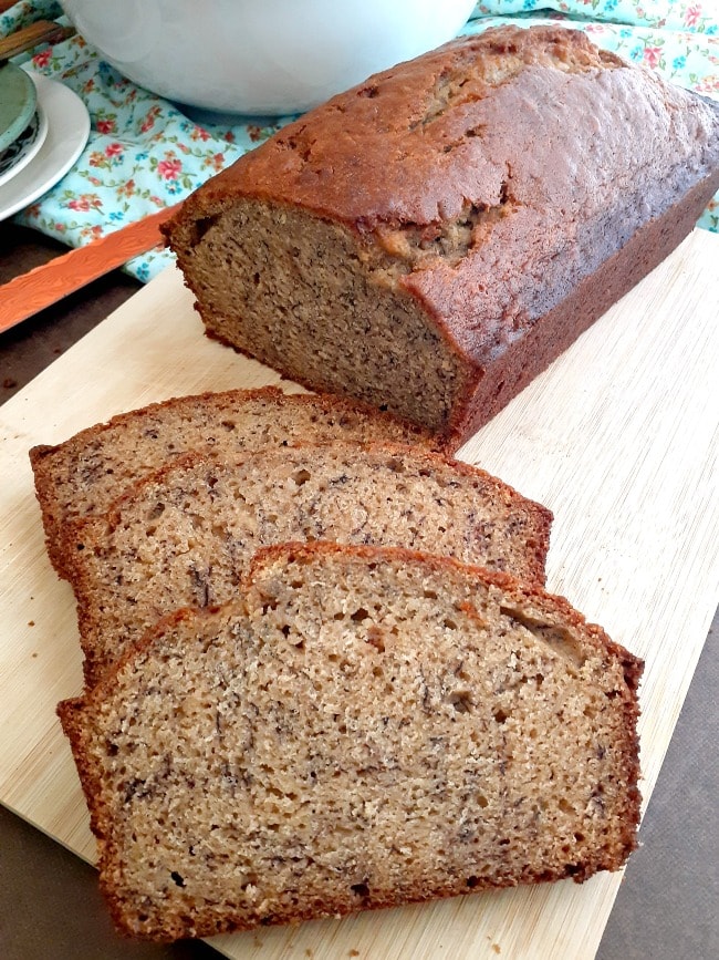 Blue Ribbon Banana Bread - My Homemade Roots