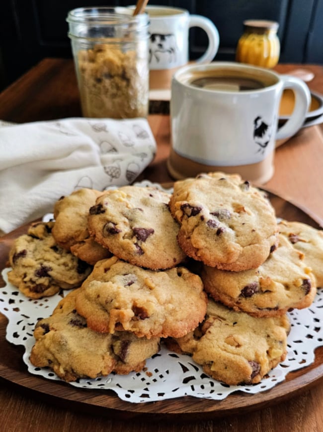 Walnut Chocolate Chip Cookies