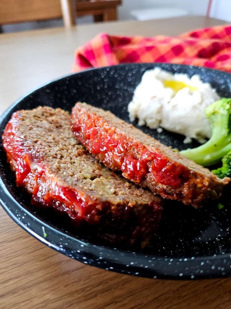 Old-Fashioned Meatloaf Recipe: A Classic Comfort Food Favorite